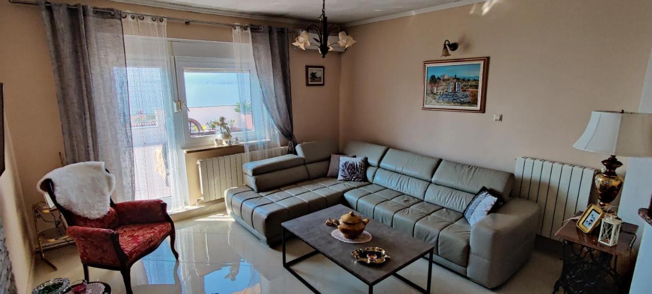 Apartments Tatjana Senj  Exterior photo